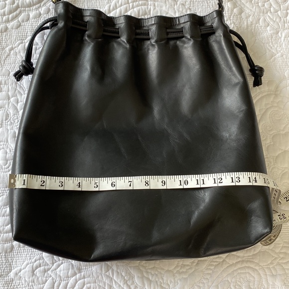 Clare V. Grand Henri large drawstring leather bag - Picture 11 of 16
